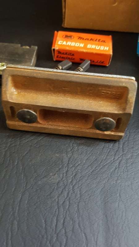 Makitas sharpening stone and brushes and more bid for all!!!!!
