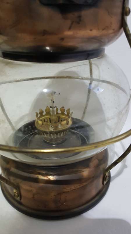Beatiful oil lamp !!!!!!