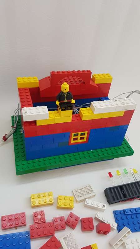Lego house with hand made led lights working!!!!