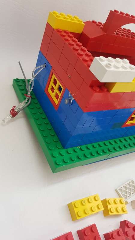 Lego house with hand made led lights working!!!!