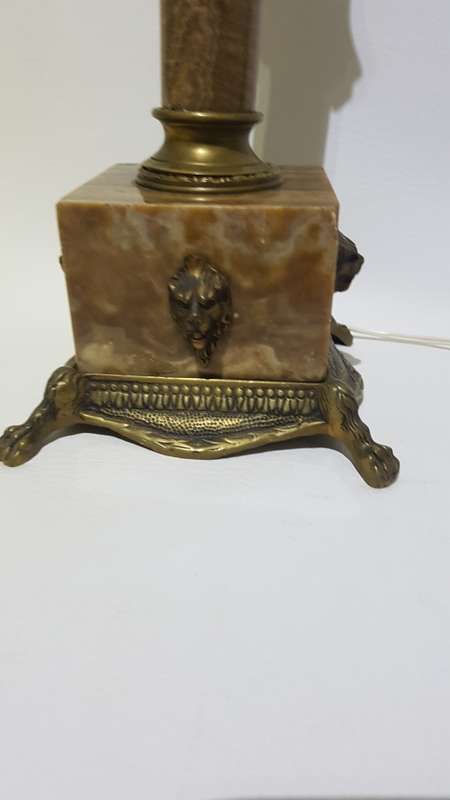 Stunning solid highly detailed marble and brass light working !!!!!!!!!