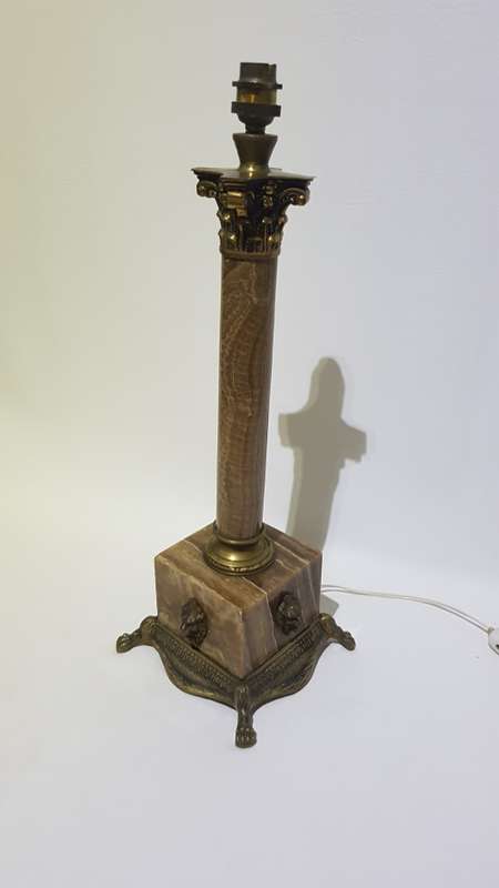Stunning solid highly detailed marble and brass light working !!!!!!!!!