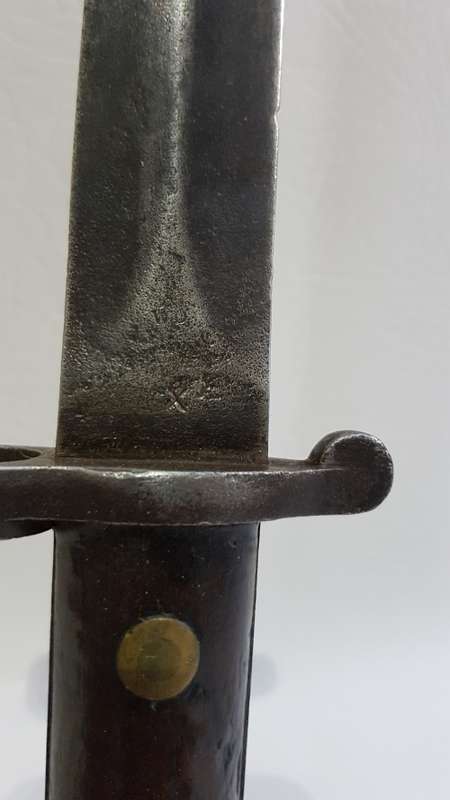 BEAUTIFUL large bayonet with wooden handle and brass studs 42cm tall!!!!!