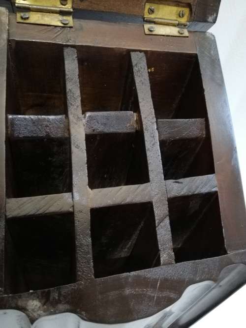 Vintage beautiful solid wooden box!!!!!!