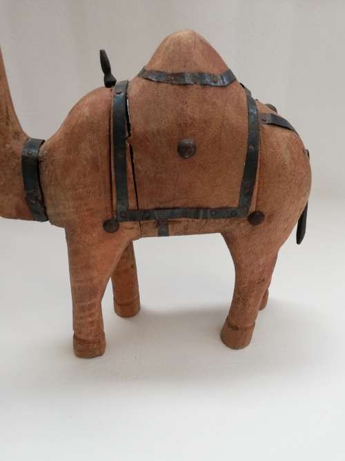 Large wooden camel!!!