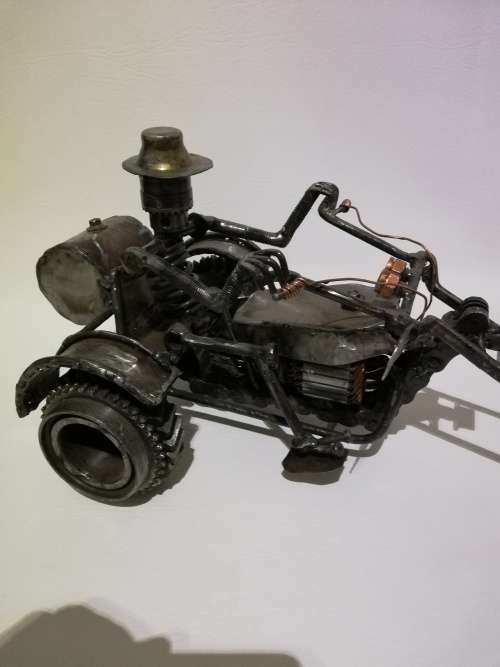 Large metal Art  motorcycle for mancave!!!!