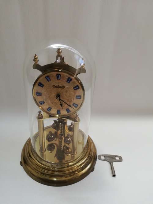 Kieninger and Obergfell Kundo Glass clock made in West Germany with key wind up!!!!