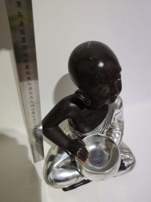 Large Stunning 33cm tall buddha figure!!!!!