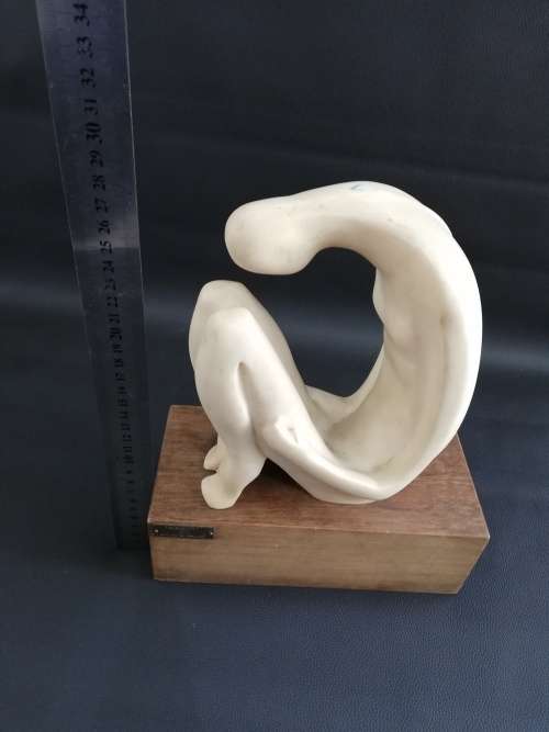 Humility by Solomon Miphiri Original sculpture SA Reg Design copyricht R Levy!!!!!!