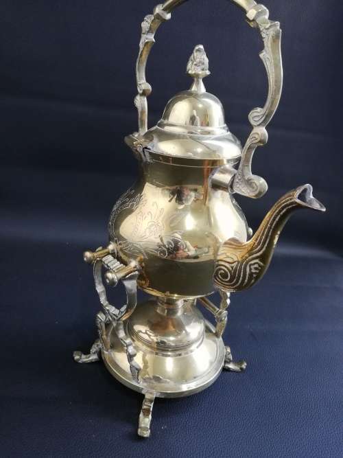 Beautiful Highly detailed brass Kettle!!!