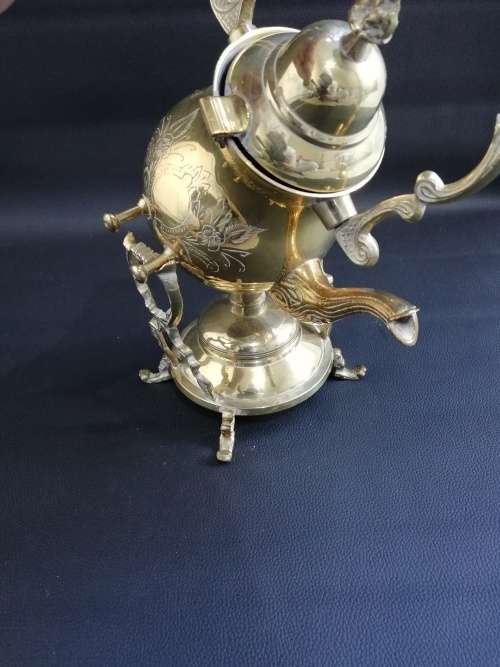 Beautiful Highly detailed brass Kettle!!!