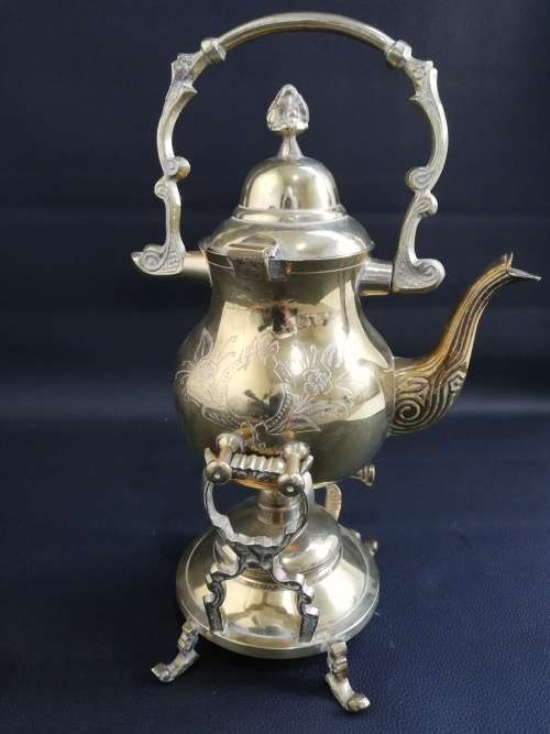 Beautiful Highly detailed brass Kettle!!!