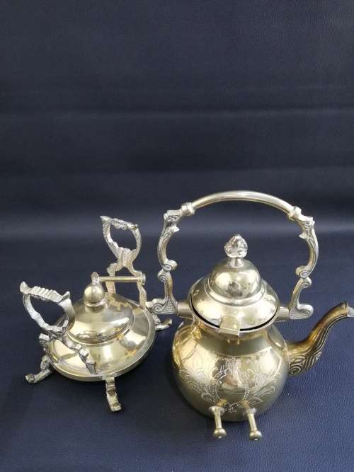 Beautiful Highly detailed brass Kettle!!!