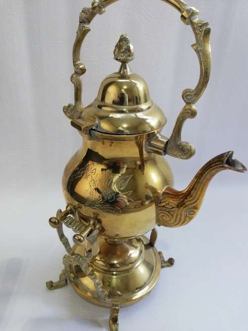 Beautiful Highly detailed brass Kettle!!!