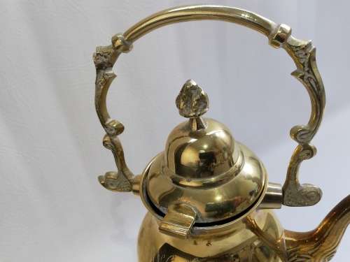 Beautiful Highly detailed brass Kettle!!!