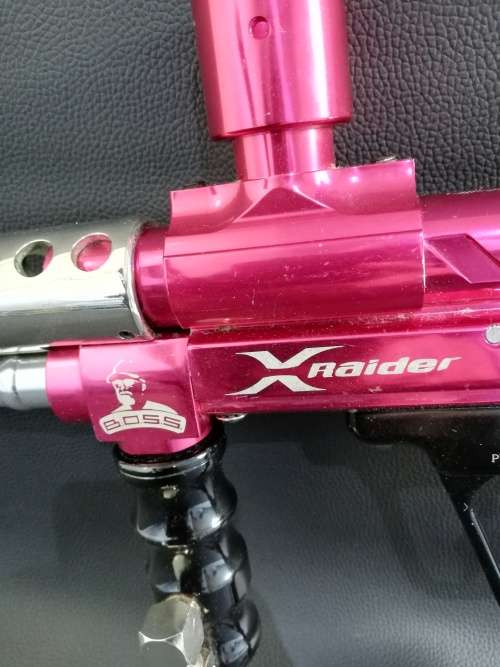 X RAIDER BOSS  SUPER COOL PAINTBALL GUN WORKING!!!!!!