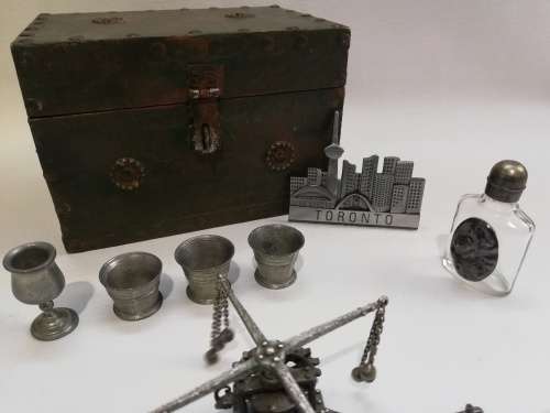Beautiful wooden box with small bid for all!!!