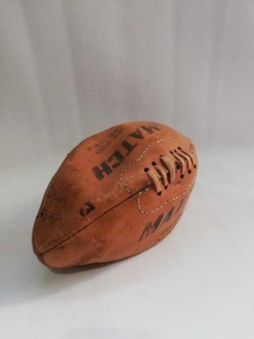 Rare vintage leather SPRINGBOK ball signed SA vs France!!!!!!!