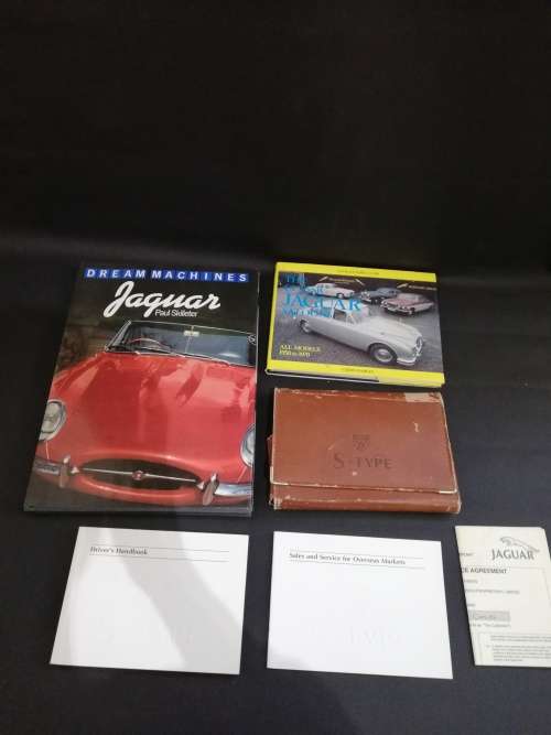 Job lot Jaguar collection of books bid for all!!!!