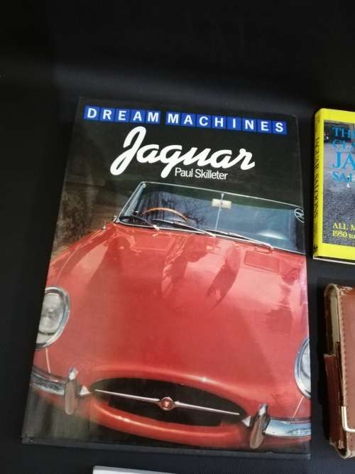 Job lot Jaguar collection of books bid for all!!!!