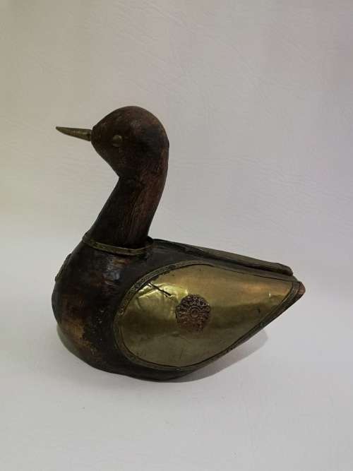 Beautiful brass and wooden large display pice highly detailed!!!!