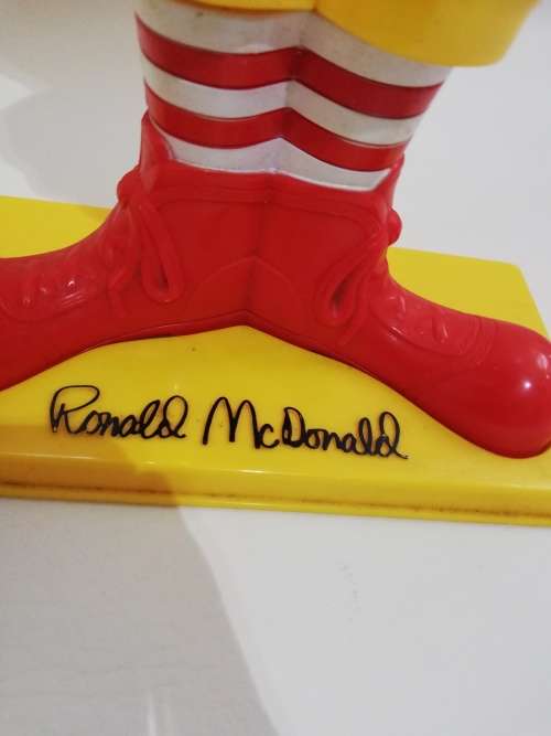 RARE RONALD MCDONALD FIGURE FROM 2000 COMPLETE 39cm Tall!!!!!