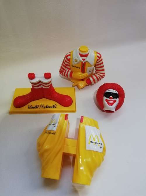 RARE RONALD MCDONALD FIGURE FROM 2000 COMPLETE 39cm Tall!!!!!