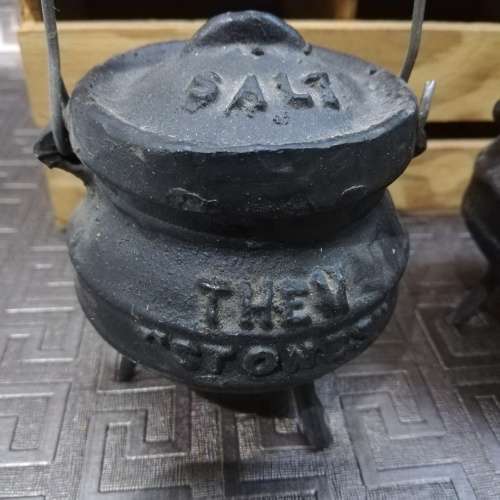 Solid Salt and pepper cast iron holders!!!