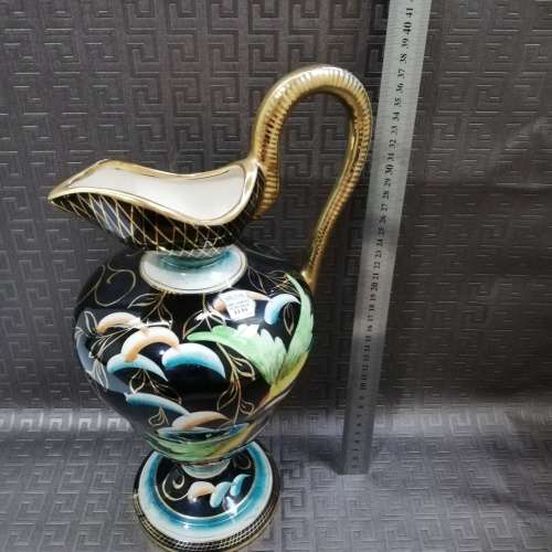 Vintage Large Highly detailed hand painted Pein Main B. H Belgium 275 stamped!!!