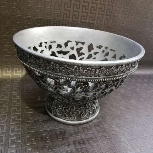 Stunning large highly detailed bowl!!!!!