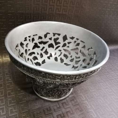 Stunning large highly detailed bowl!!!!!