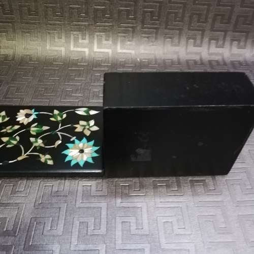 Beautiful solide stone material box with inlays !!!!