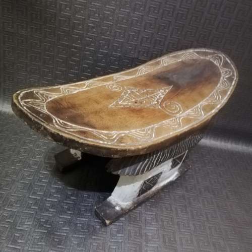 Beautiful hand crafted wooden stool 50 cm in length highly detailed!!!!