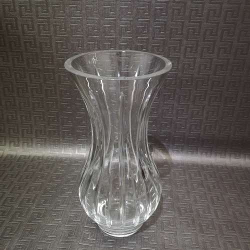 Beautiful 27cm tall vase a stunning piece not chips or cracks!!!!