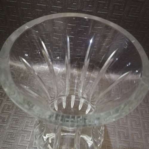 Beautiful 27cm tall vase a stunning piece not chips or cracks!!!!