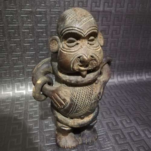 Vintage ceramic figure highly detailed 21cm tall!!!!