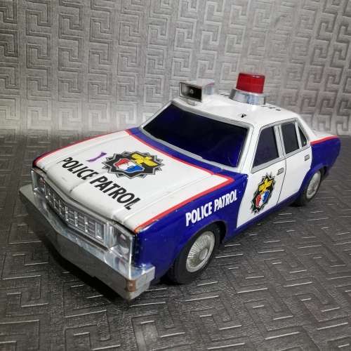 Rare police Patrol tin toy car made in Japan not tested 25cm large !!!!!!