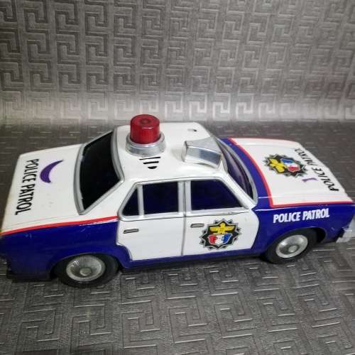 Rare police Patrol tin toy car made in Japan not tested 25cm large !!!!!!