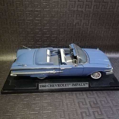 Super large Original die cast 1960 Chevrolet Impala Motormax scale 1:18!!!!
