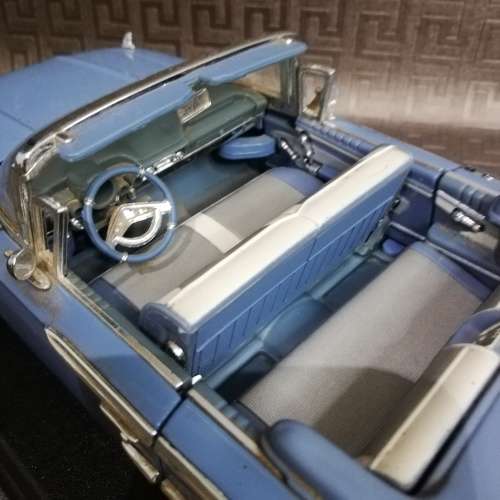 Super large Original die cast 1960 Chevrolet Impala Motormax scale 1:18!!!!