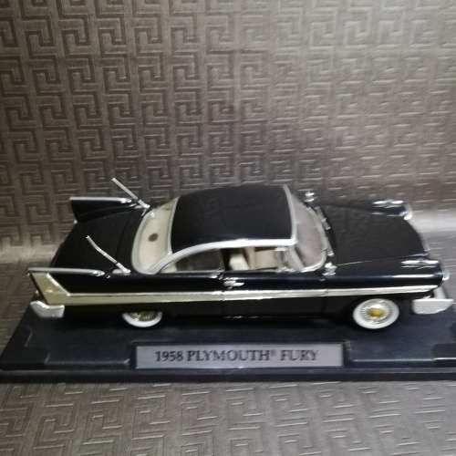 Super large Original die cast Plymouth Fury Motormax scale 1:18!!!!!!