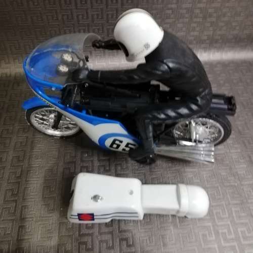 Vintage Super large Suzuki bike only no remote control!!!!!