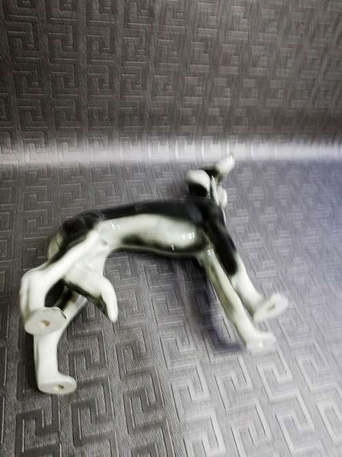 Beautiful ceramic dog Figure by Coopercraft made in England