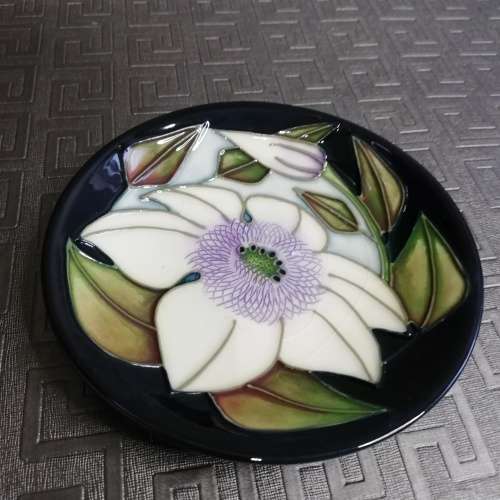MOORCRAFT PIN DISH MADE IN STOKES ON TRENT ENGLAND 2001!!!!!