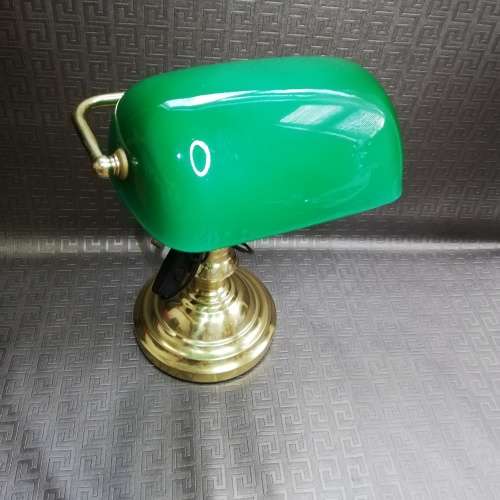 Stunning lawyers lamp working!!!!!