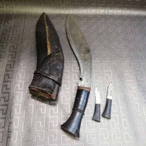 Large vintage rare knife in leather case!!!!