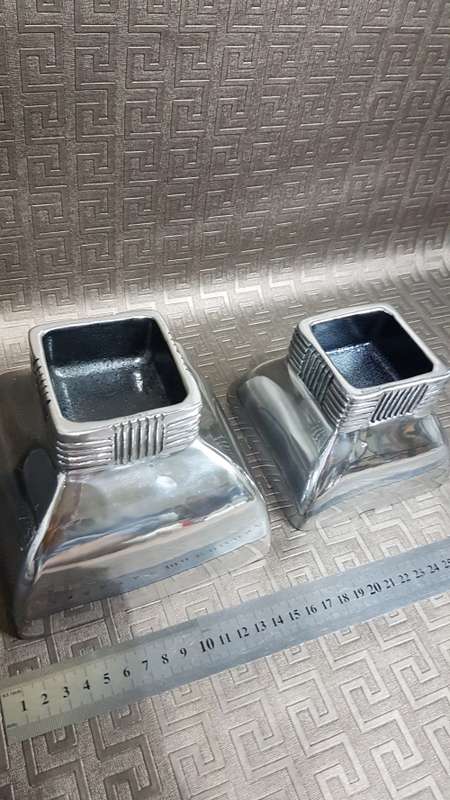 2 x stunning carrol Boyes Bowls bid for both!!!!