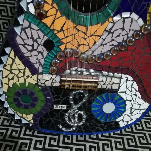 BEAUTIFUL LARGE MOSAIC ONE OF ITS KIND GITUAR WORKING!!!!!