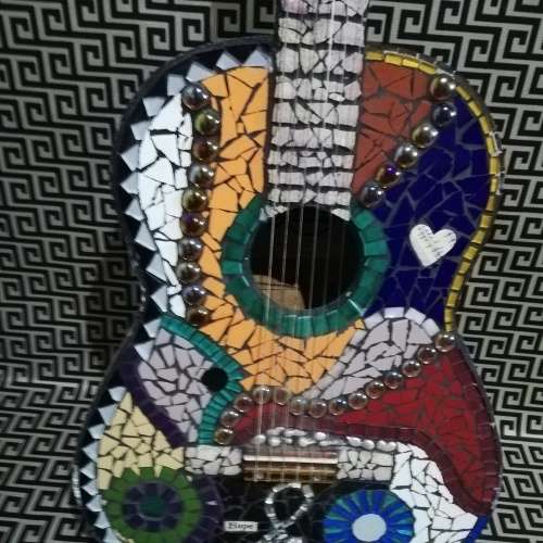 BEAUTIFUL LARGE MOSAIC ONE OF ITS KIND GITUAR WORKING!!!!!
