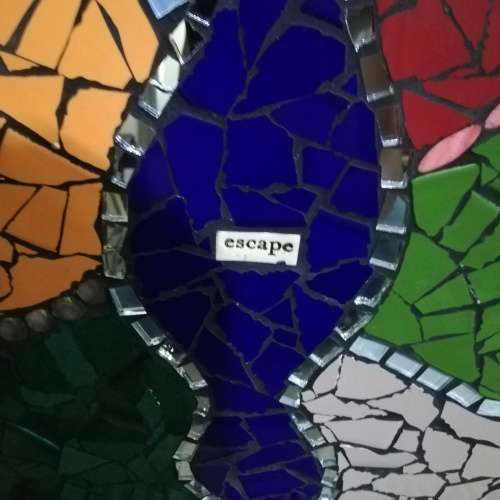 BEAUTIFUL LARGE MOSAIC ONE OF ITS KIND GITUAR WORKING!!!!!